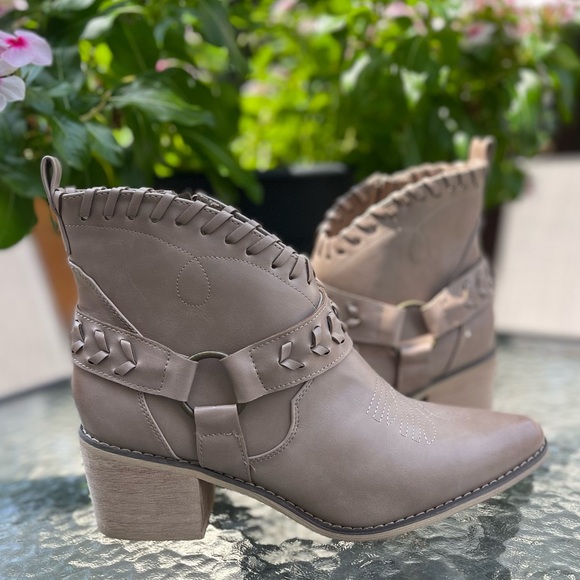 Altar'd State Rynn Taupe Braided Ankle Boots - Picture 9 of 9